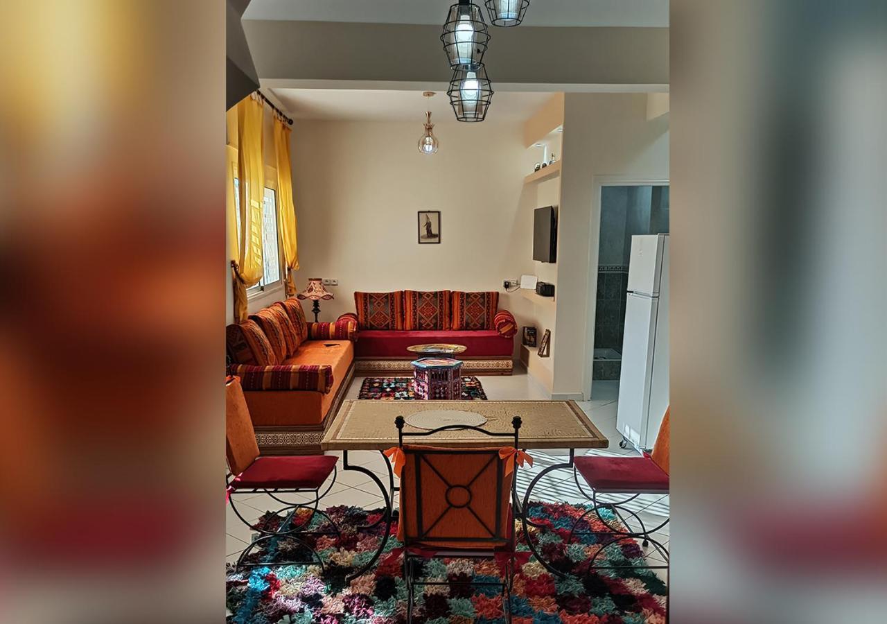 Appartement Julia Au Centre Ville Agadir Dans Residence Borj Dalat Exterior foto
