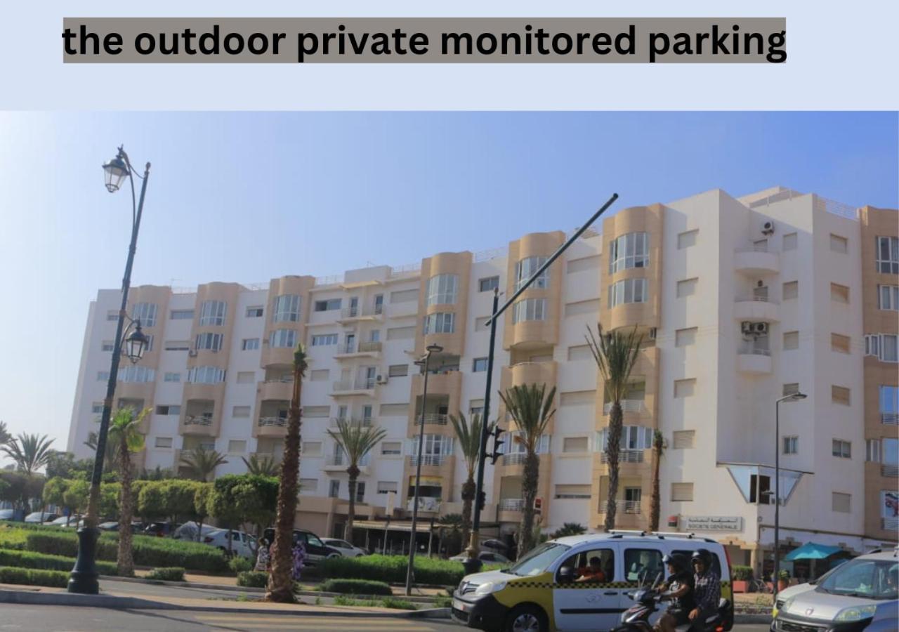 Appartement Julia Au Centre Ville Agadir Dans Residence Borj Dalat Exterior foto